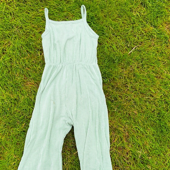 Green/White Jumper! - Picture 2 of 3